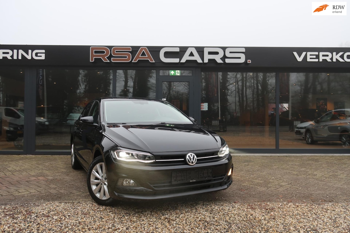 Volkswagen Polo - 1.0 TSI Highline / Car play / Keyless / Garantie / Led - AutoWereld.nl