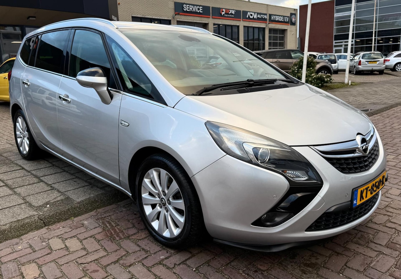 Opel Zafira Tourer - 2.0 CDTI Cosmo 7 personen. zeer mooi - AutoWereld.nl