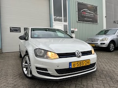 Volkswagen Golf - 1.6 TDI 5D BlueMotion R-Line stuur|Clima|Lmv 18”|Navi