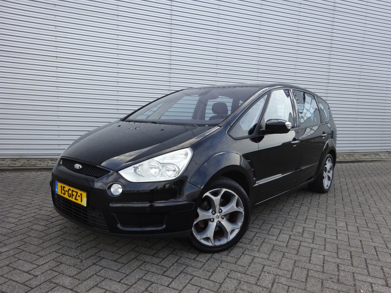 Ford S-Max - 2.0-16V 7-Persoons Cruise control / Climate / Lm velgen - AutoWereld.nl