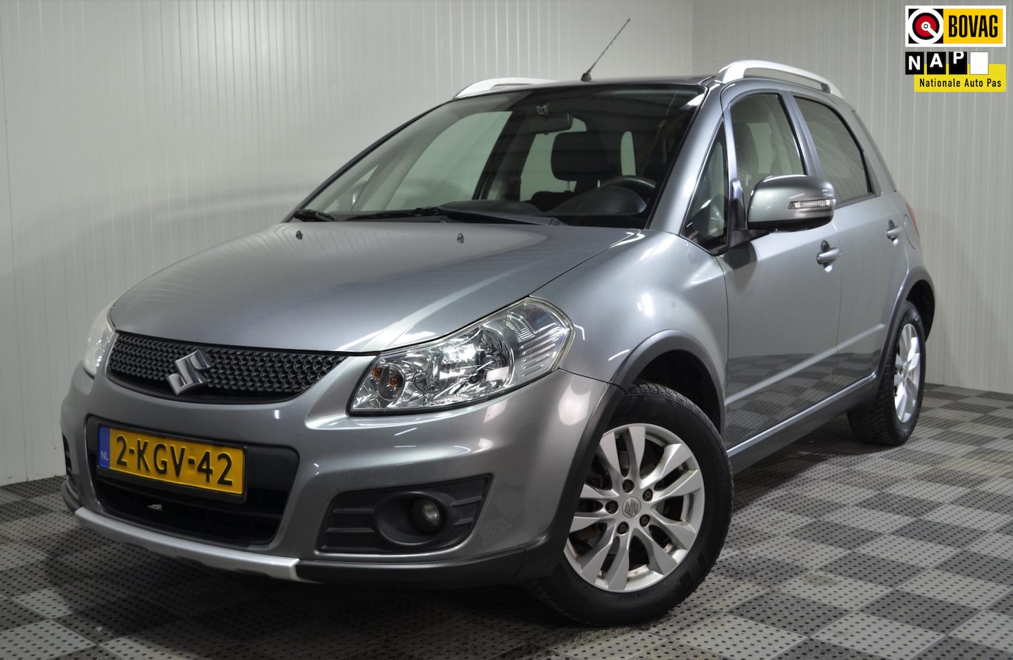 Suzuki SX4 - 1.6 Expressive / Navi. / Airco / Stoelverwarming / NL auto - AutoWereld.nl