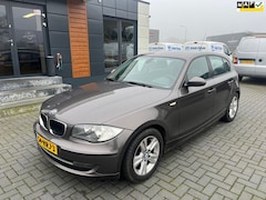 BMW 1-serie - 118i Business Line Ecc 2009 Bruin metallic