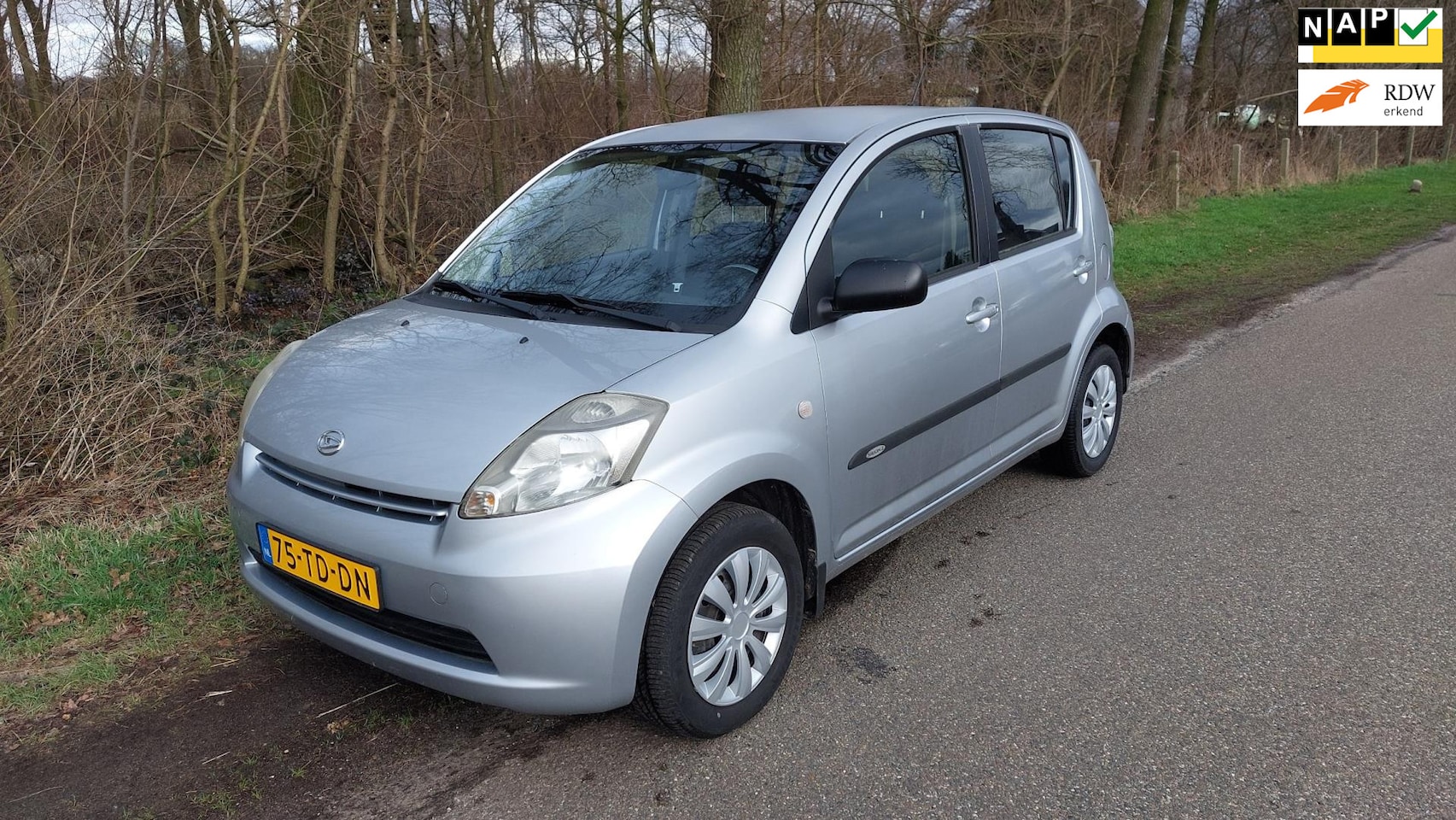 Daihatsu Sirion 2 - 1.0-12V Trend 1.0-12V Trend - AutoWereld.nl