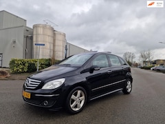 Mercedes-Benz B-klasse - 200 AUT PANO PSENSOR CRUISE ELEC.PAKET