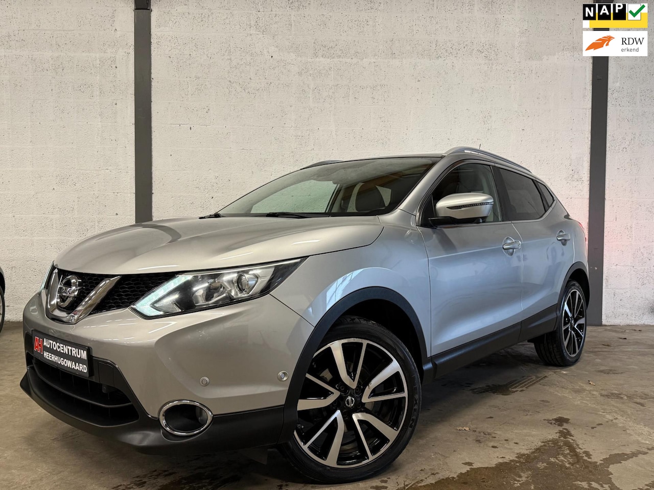 Nissan Qashqai - 1.2 Tekna Pano|Navi|360Camera|Leder|Dealer Onderhouden !! - AutoWereld.nl