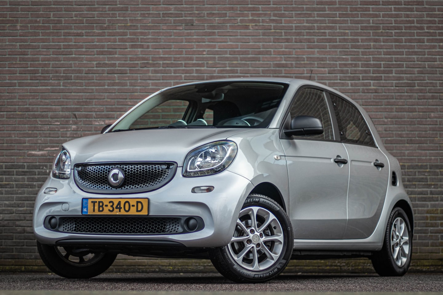 Smart Forfour - 1.0 Business Solution 1.0 Business Solution, Origineel NL, Climate control, Bluetooth, Cruise control, LED. - AutoWereld.nl