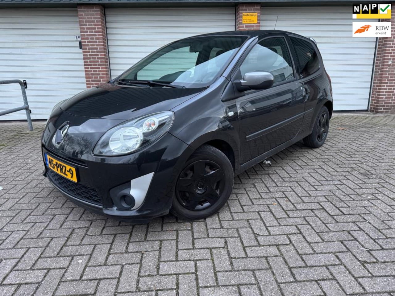 Renault Twingo - 1.5 dCi Collection luxe uitvoering - AutoWereld.nl