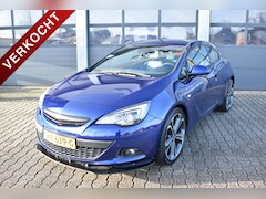 Opel Astra - 1.4 Turbo 140pk Sport