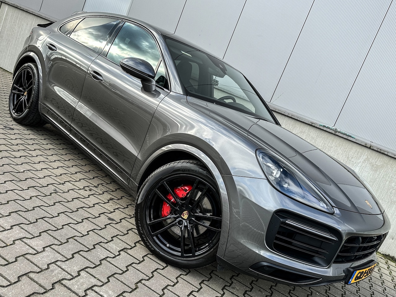 Porsche Cayenne Coupé - 3.0 E-Hybrid 462PK Sport Design 21Inch GT Pano Sport Chrono Deal Onh - AutoWereld.nl