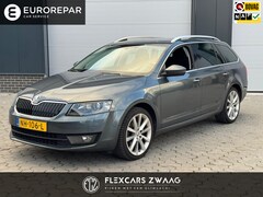 Skoda Octavia Combi - 1.4 TSI Style - Automaat - Navi - Parkeerhulp - Trekhaak - Winterpakket