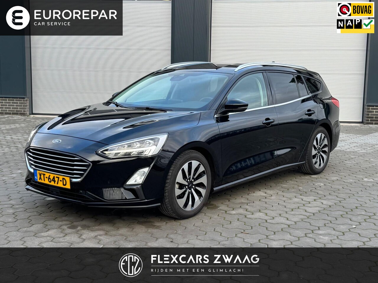 Ford Focus Wagon - 1.0 EcoBoost Titanium - Navi - Winterpakket - Afn. Trekhaak - Climate - AutoWereld.nl