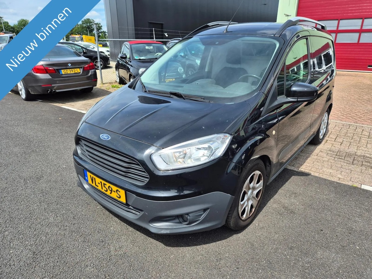 Ford Transit Courier - 1.5 TDCI Trend Airco schijfdeur - AutoWereld.nl