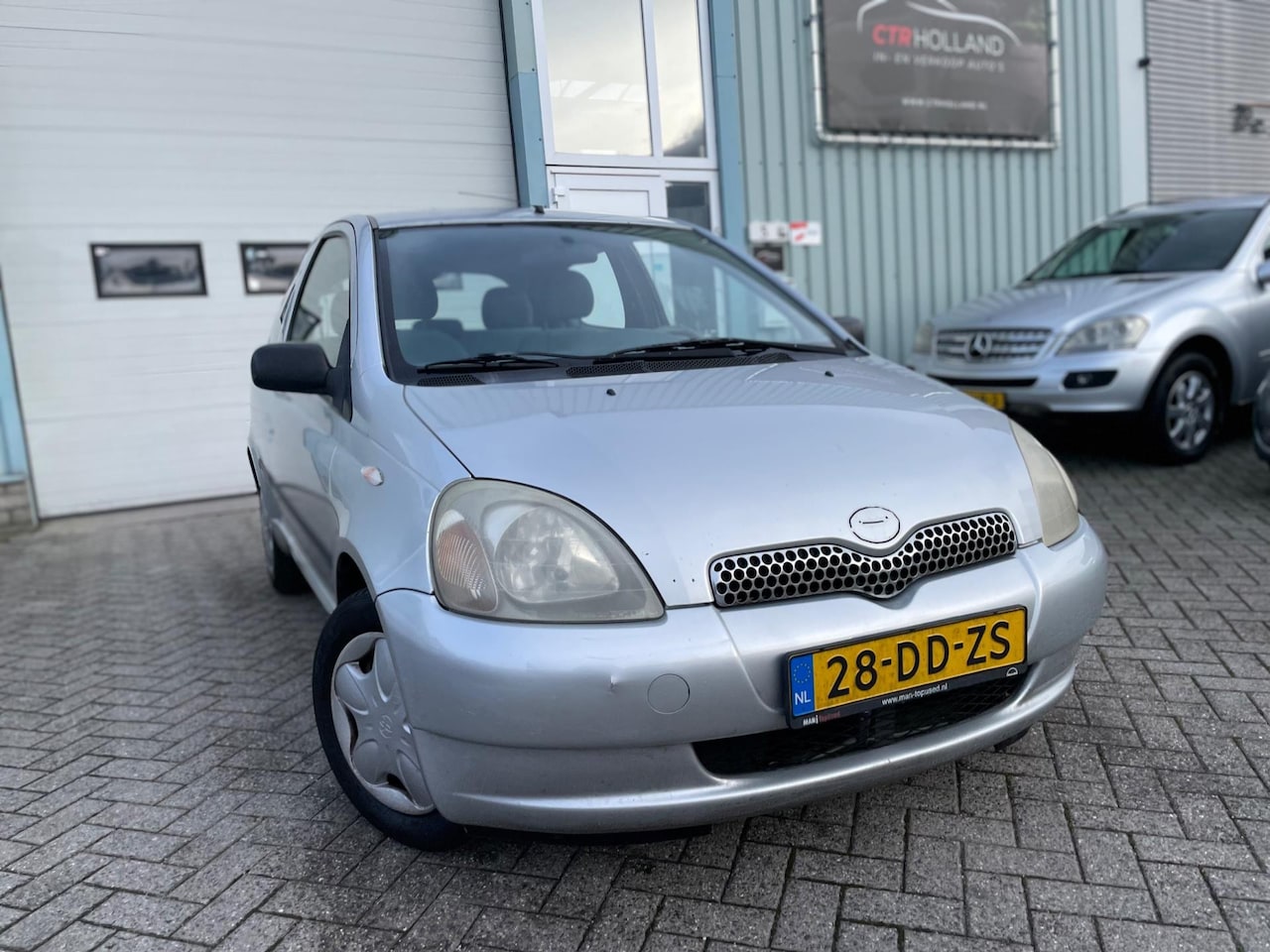 Toyota Yaris - 1.0-16V VVT-i Sol 1.0-16V VVT-i Sol - AutoWereld.nl