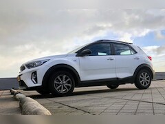 Kia Stonic - 1.0 T-GDi MHEV DynamicLine Zeer weinig kilometers