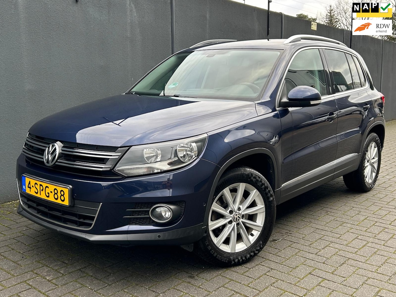 Volkswagen Tiguan - 1.4 TSI / AUT / Nwe Ketting / NAP / Netjes - AutoWereld.nl