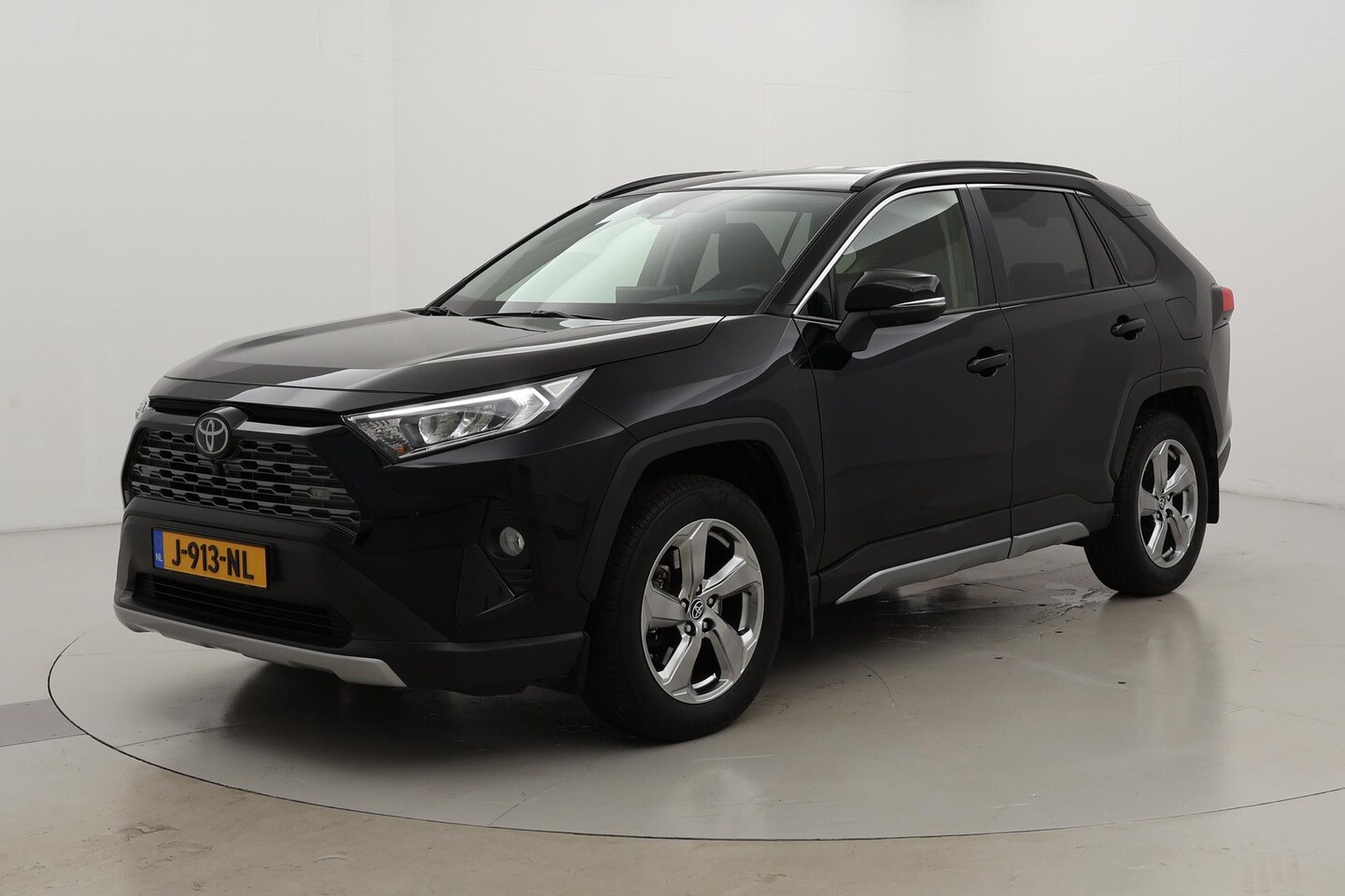 Toyota RAV4 - 2.0 VVT-iE 2WD Outdoor Trekhaak Automaat - AutoWereld.nl