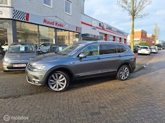 Volkswagen Tiguan Allspace - 1.5 TSI ACT COMF.L.BUS. / 1e Eigenaar / Trekhaak /