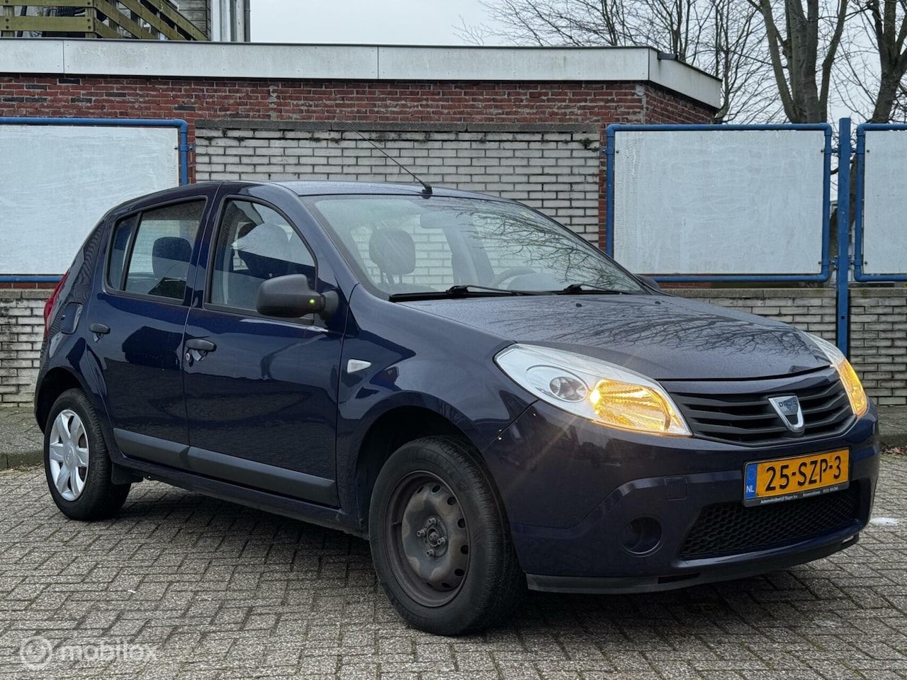 Dacia Sandero - 1.2 | nwe apo | zuinig | - AutoWereld.nl