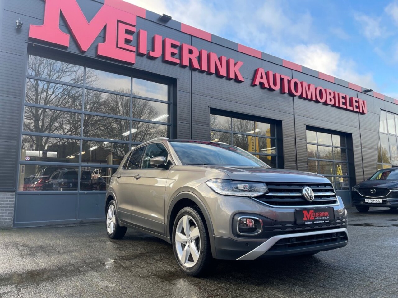 Volkswagen T-Cross - 1.0 TSI BJ.2019 R-LINE AUTOMAAT VIRTUAL ADAPTIVE FULL LED TREKHA - AutoWereld.nl