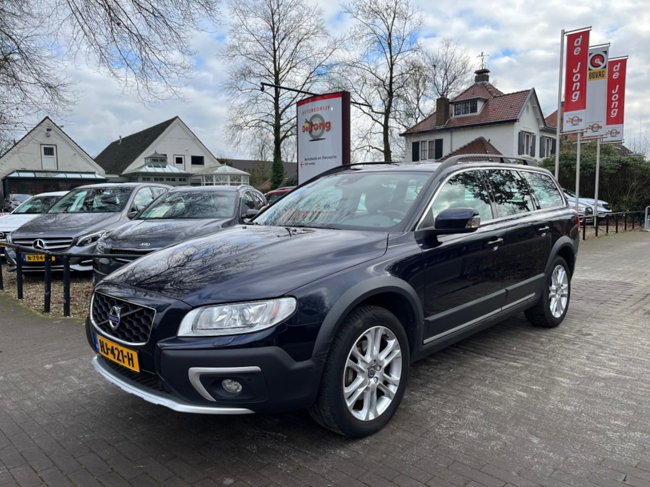 Volvo XC70 - 2.0 T5 INSCRIPTION EDITION 245PK AUTOMAAT / SCHUIFDAK / TREKHAAK - AutoWereld.nl