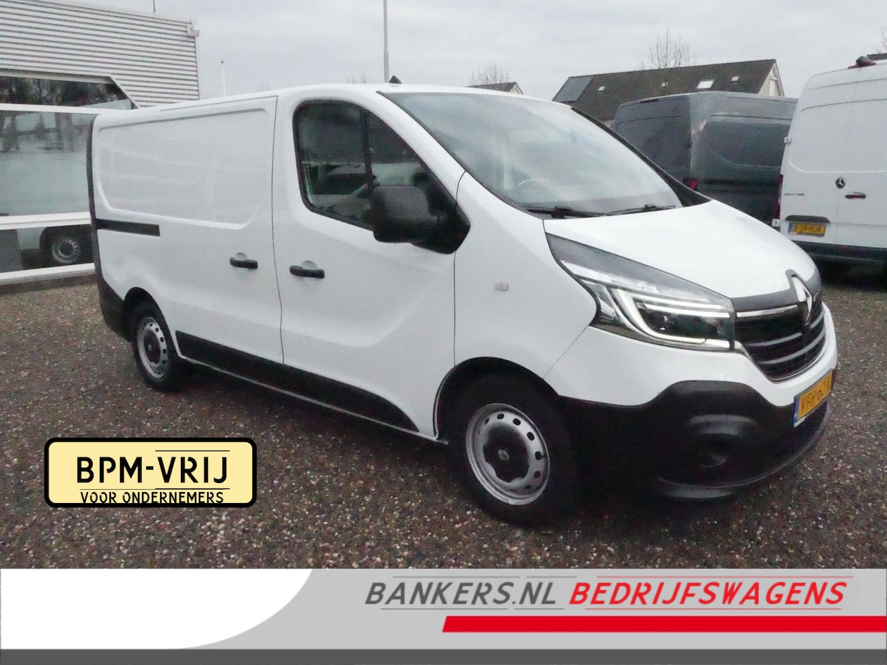 Renault Trafic - 2.0 dCi 120pk T29 L1H1 Comfort kasteninrichting - AutoWereld.nl