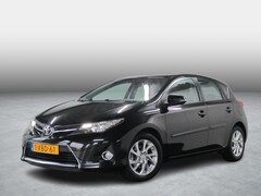 Toyota Auris - 1.3 Now Cruise Control Climate control