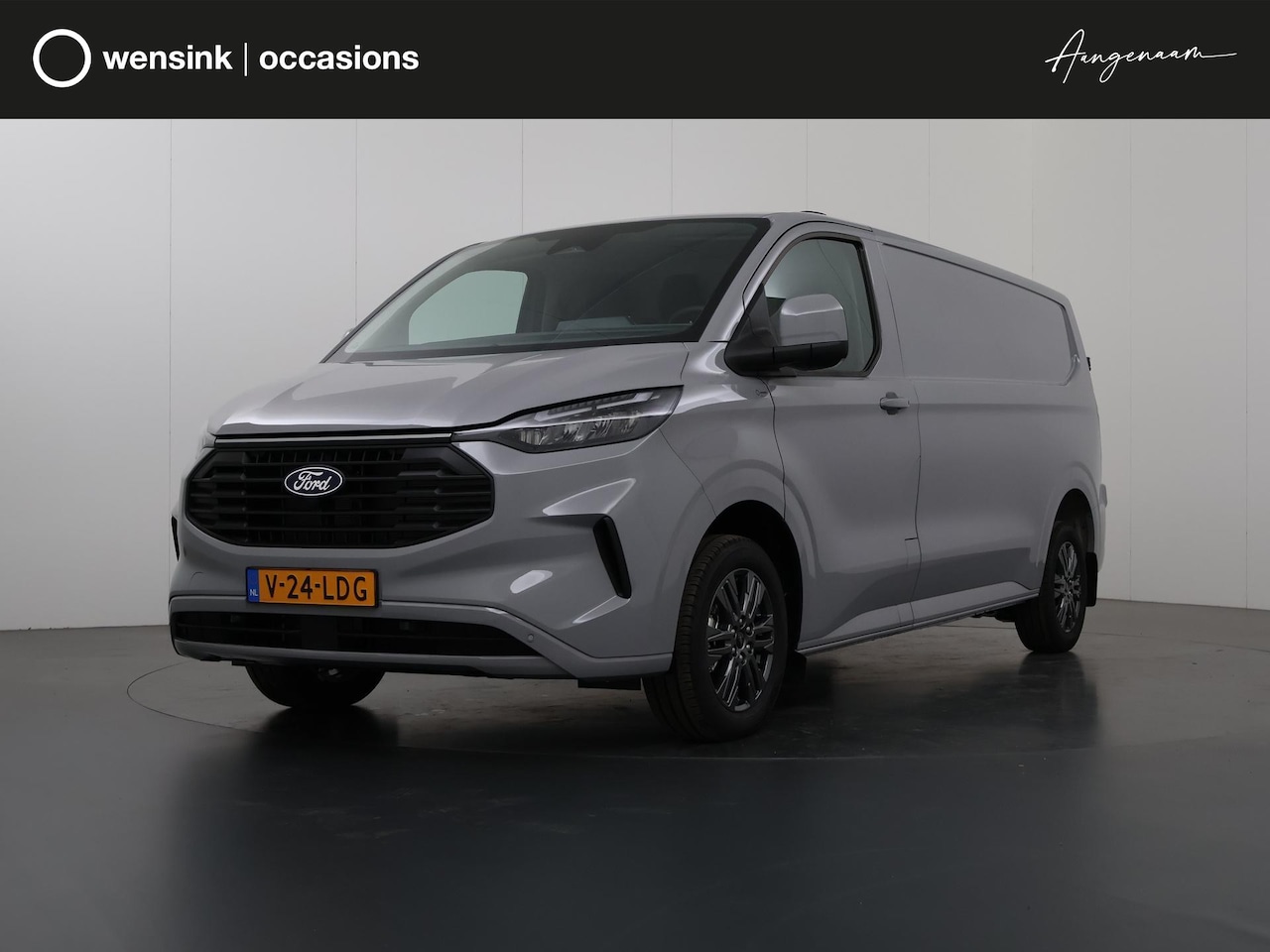 Ford Transit Custom - 320 2.0 TDCI | Aut. | L2 H1 | Limited | Adaptive Cruise | LM Velgen | 3-zits | NIEUW | LED - AutoWereld.nl