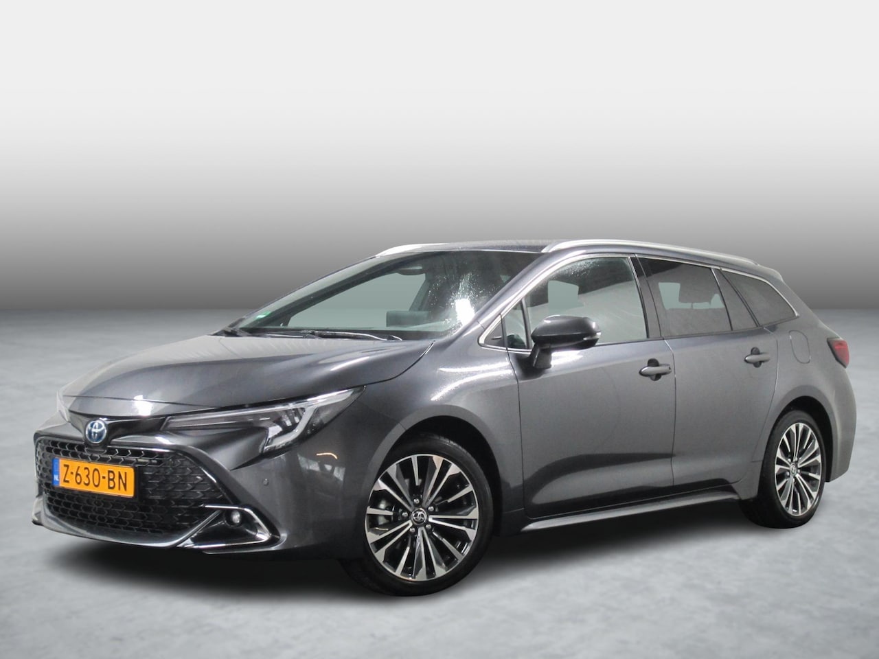 Toyota Corolla Touring Sports - Hybrid 140 Dynamic Apple Carplay NL Zeer compleet - AutoWereld.nl