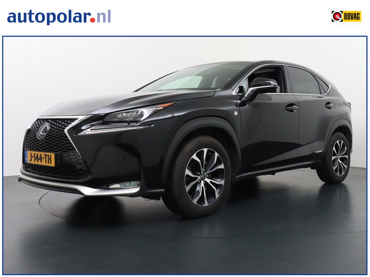 Lexus NX - 300h AWD F-Sport 4WD/Panorama/Leder/Navi/Dealer onderhouden - AutoWereld.nl