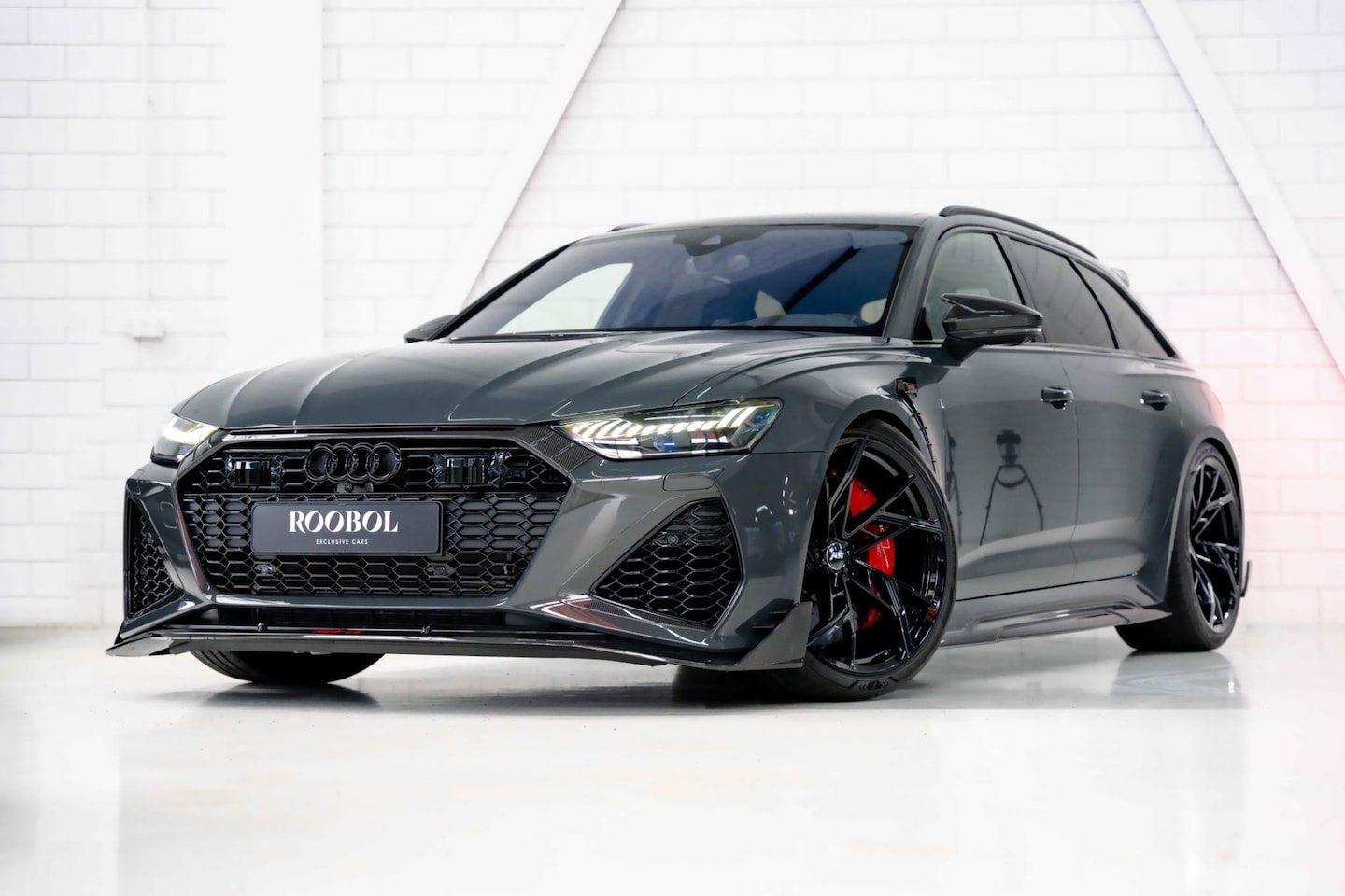 Audi RS6 - ABT RS6 LE Legacy Edition 1 of 200 l Exclusive Davitgrau l 760 pk - AutoWereld.nl