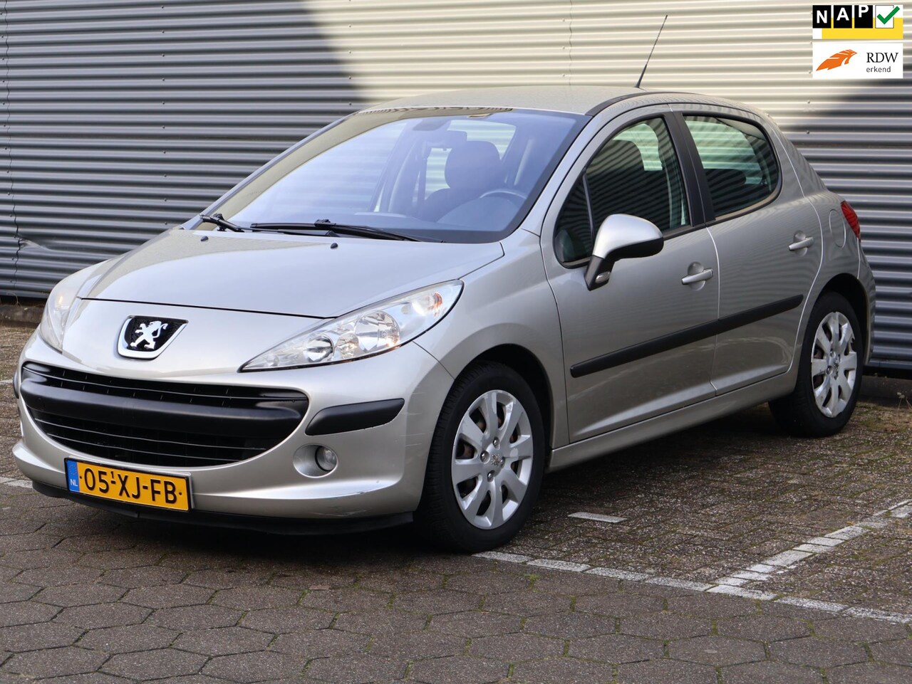 Peugeot 207 - 1.6 VTi XT|Carplay|Nav|Climate|Airco|1e Eig.|Dealer onderhouden - AutoWereld.nl