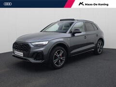 Audi Q5 - 50 TFSIe 220kW/299PK S Line · Panoramadak · Leder/ Stof · Stoel- & stuurverwarming · Garan