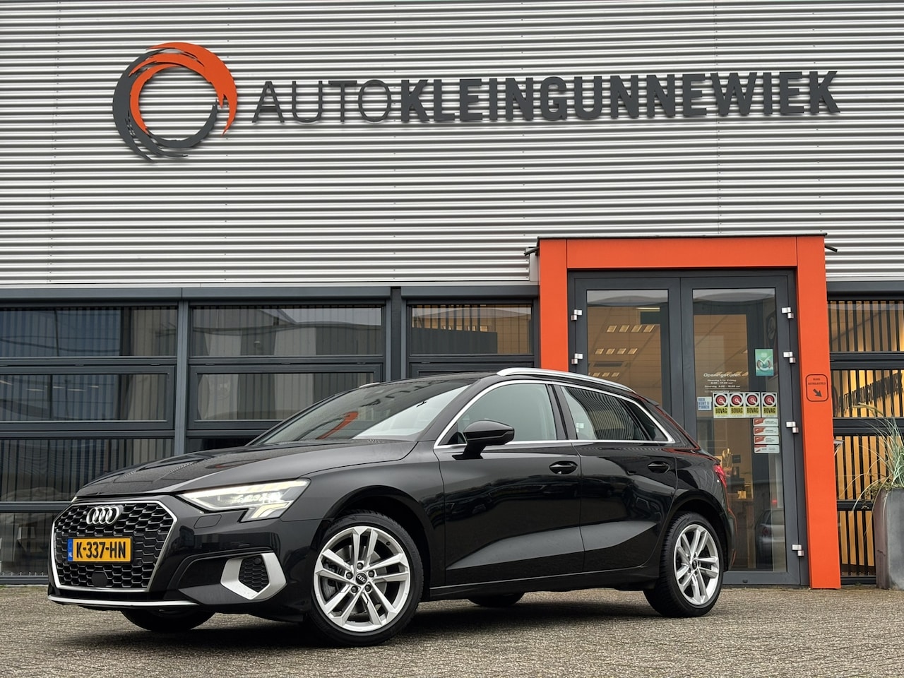 Audi A3 Sportback - 30 TFSI Business edition / Navi / Digitale Cockpit / Afneembare Trekhaak / Apple Carplay/A - AutoWereld.nl