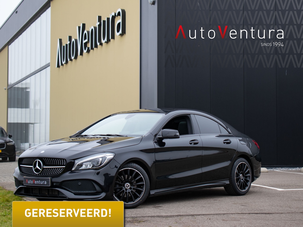 Mercedes-Benz CLA-Klasse - 180 Business Solution AMG | Stoelverwarming | PDC | Panoramadak | 18'' - AutoWereld.nl