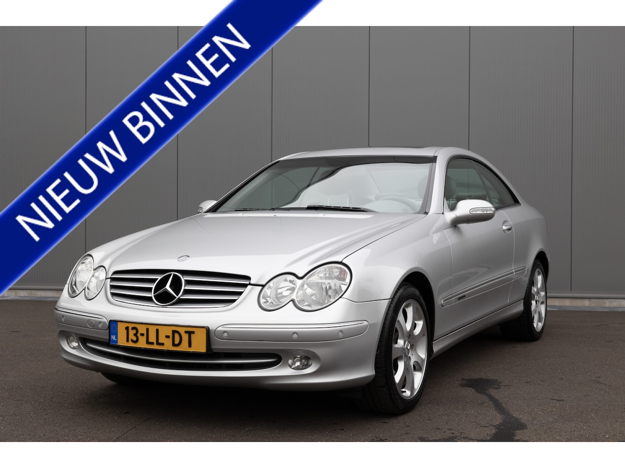 Mercedes-Benz CLK-klasse Coupé - 320 Elegance schuif/kanteldak acc cruise nl-auto youngtimer - AutoWereld.nl