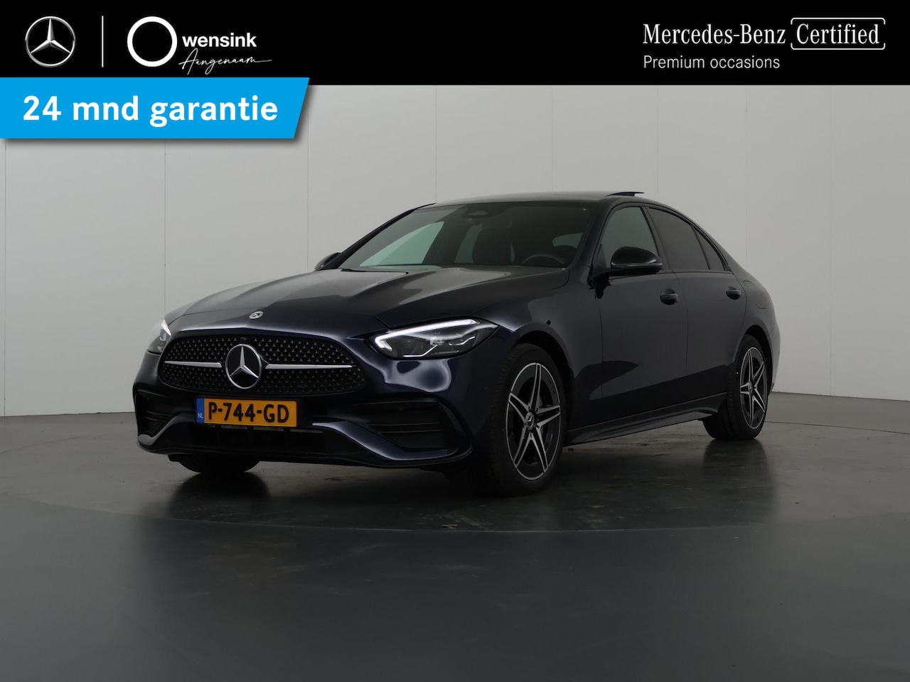 Mercedes-Benz C-klasse - 300 e AMG Line | Panoramadak | Achteruitrijcamera | Trekhaak | Sfeerverlichting | Stoelver - AutoWereld.nl