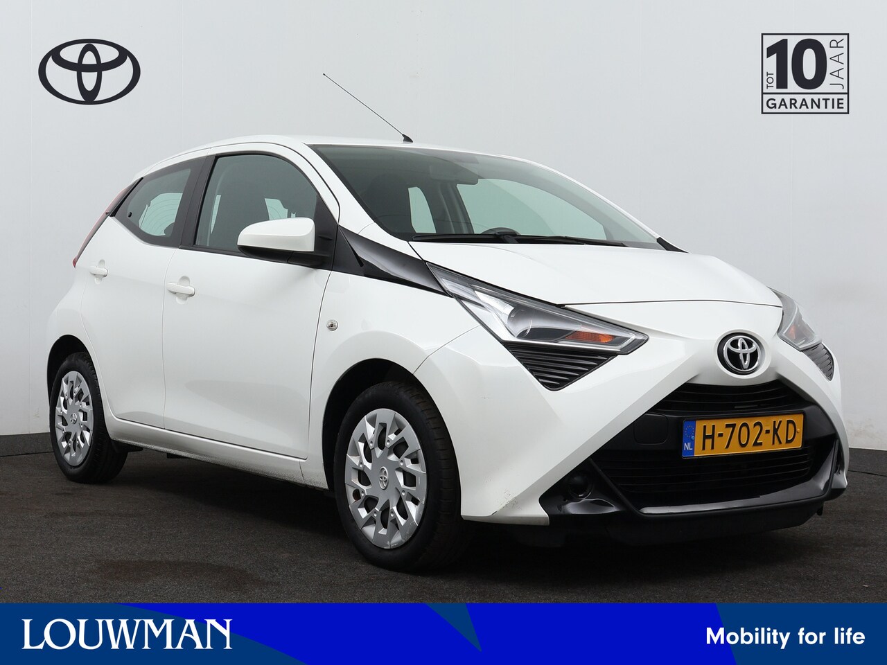 Toyota Aygo - 1.0 VVT-i x-play | Airco | Camera | Apple Carplay/Android Auto | - AutoWereld.nl