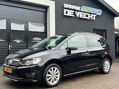 Volkswagen Golf Sportsvan - 1.2 TSI Connected Series NAVI/PANO/TREKHAAK