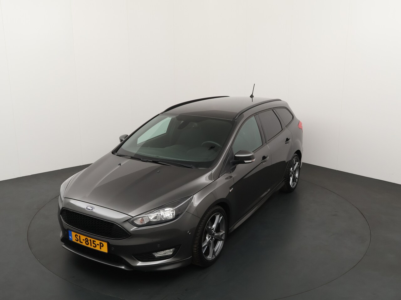 Ford Focus Wagon - 1.0 ST-Line 1.0 ST-Line - AutoWereld.nl