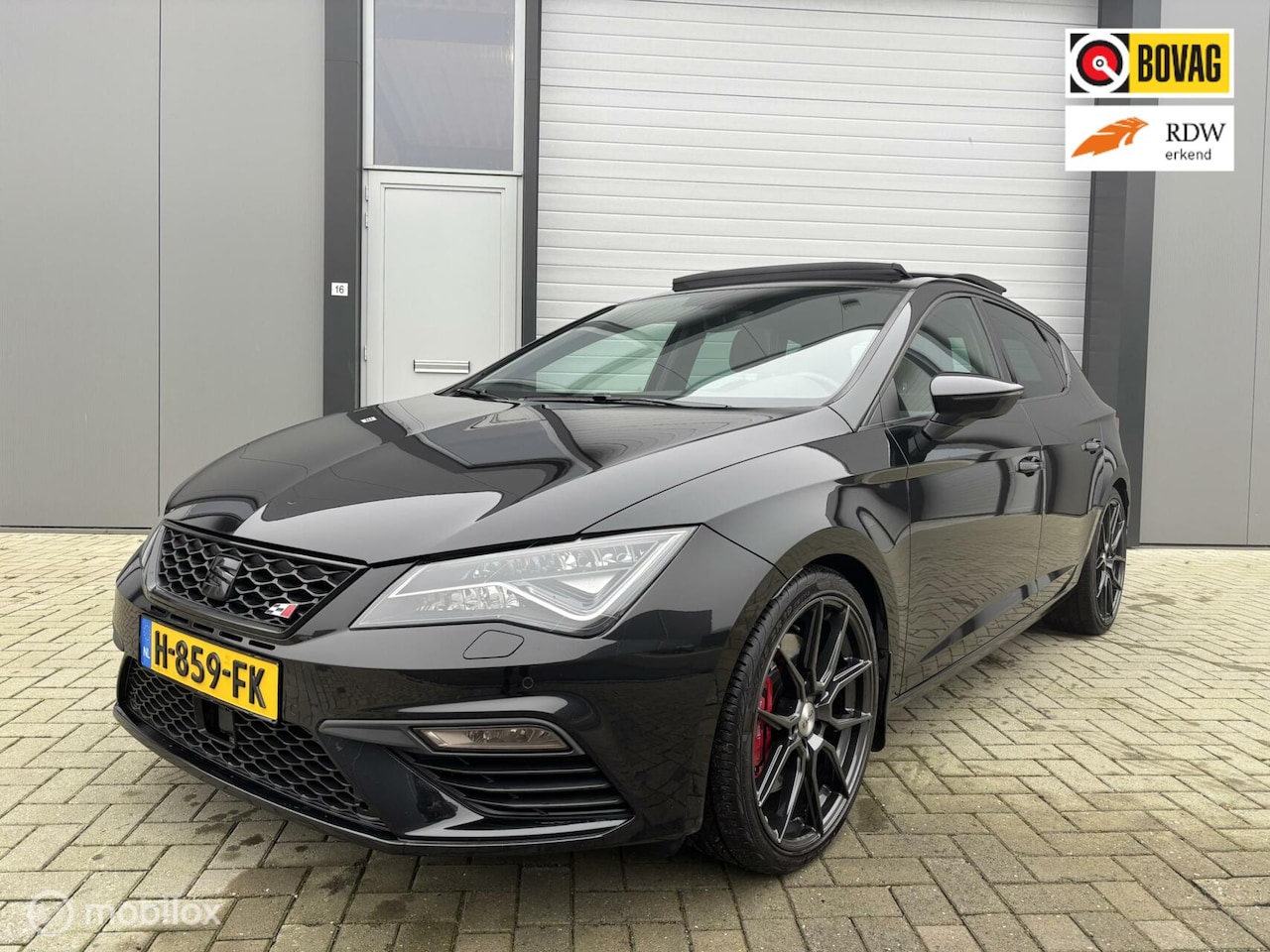 Seat Leon - 2.0 TSI CUPRA R Pano dak, Digi dashboard, Aut. - AutoWereld.nl