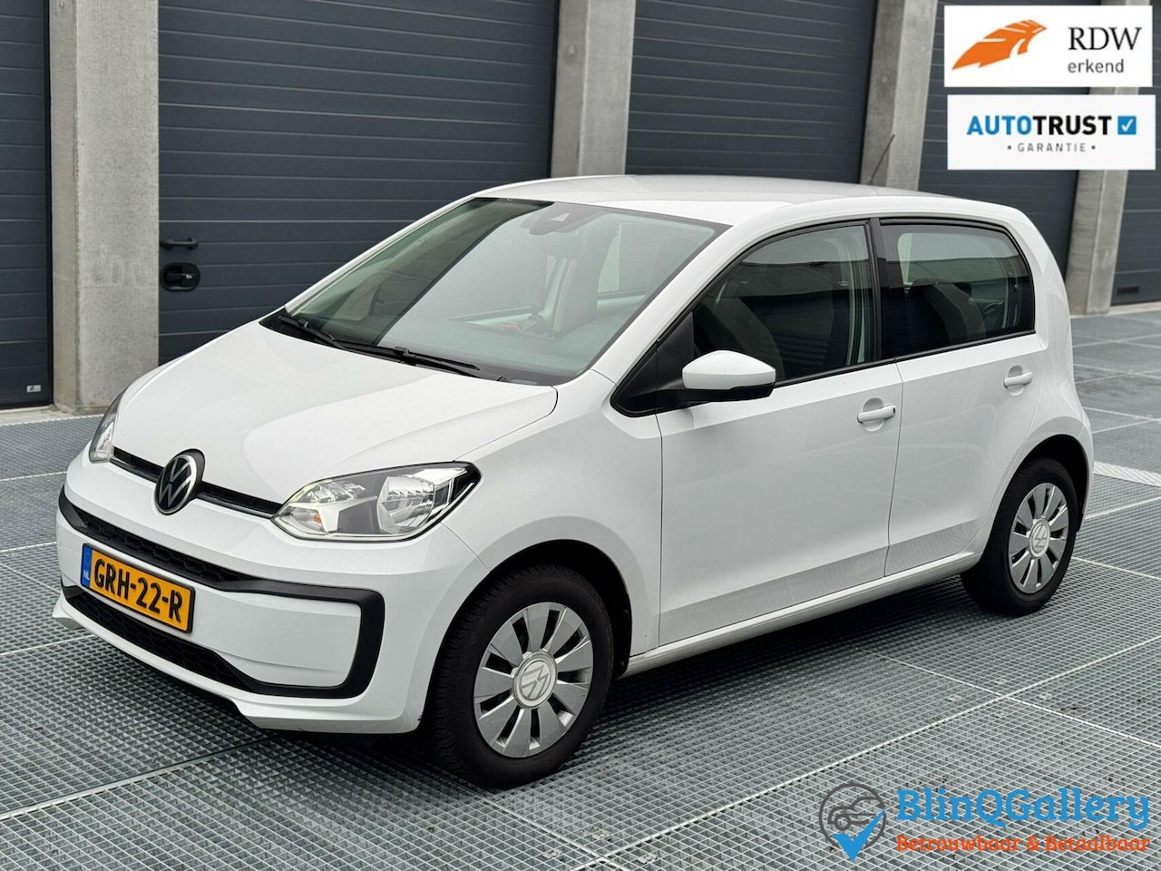 Volkswagen Up! - 1.0|LANE assist|Carplay|Onderhoudsboekjes - AutoWereld.nl