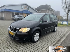 Volkswagen Touran - 1.6 16vComfortline airco cruise Grootscherm