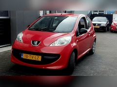 Peugeot 107 - 1.0 XR