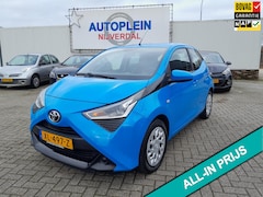 Toyota Aygo - 1.0 VVT-i x-play mooie complete Aygo in het blauw