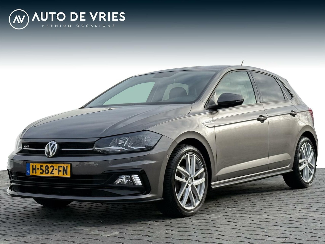 Volkswagen Polo - 1.0 TSI 95pk Highline Business R-Line - AutoWereld.nl