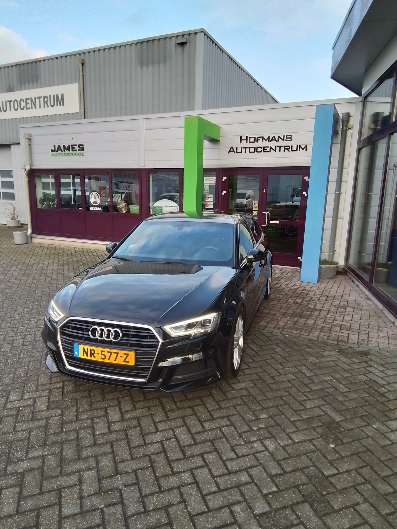 Audi A3 Sportback - 1.0 TFSI Sport S Line Edition 1.0 TFSI Sport S Line Edition - AutoWereld.nl