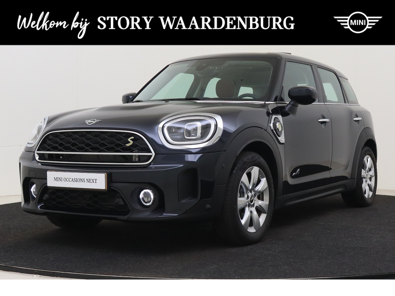 MINI Countryman - Cooper SE ALL4 Classic Automaat / Premium Plus Pakket / Panoramadak / Achteruitrijcamera / - AutoWereld.nl