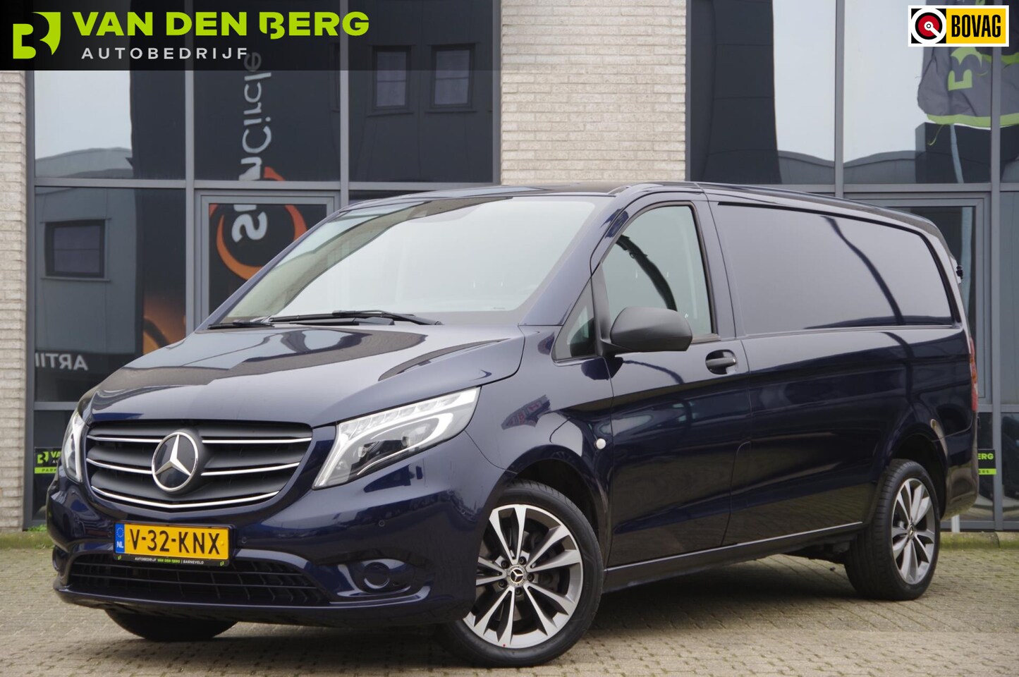 Mercedes-Benz Vito - 119 CDI L2 (12-2020) AUT. LED, LEDER, TREKHAAK, CAMERA, 18'', NAVI, CRUISE, CLIMA, PARKEER - AutoWereld.nl