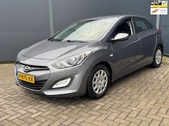 Hyundai i30 CW - 1.4i i-Drive Cool / Facelift / Pdc