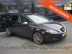 Seat Leon - 2.0 FSI Reference, Clima, Navi, 18 inch, FR stoelen